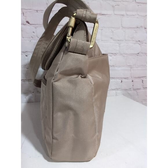 Travelon Anti Theft Classic Crossbody Bag Travel Champagne Tan Quilted NWOT - Picture 5 of 15